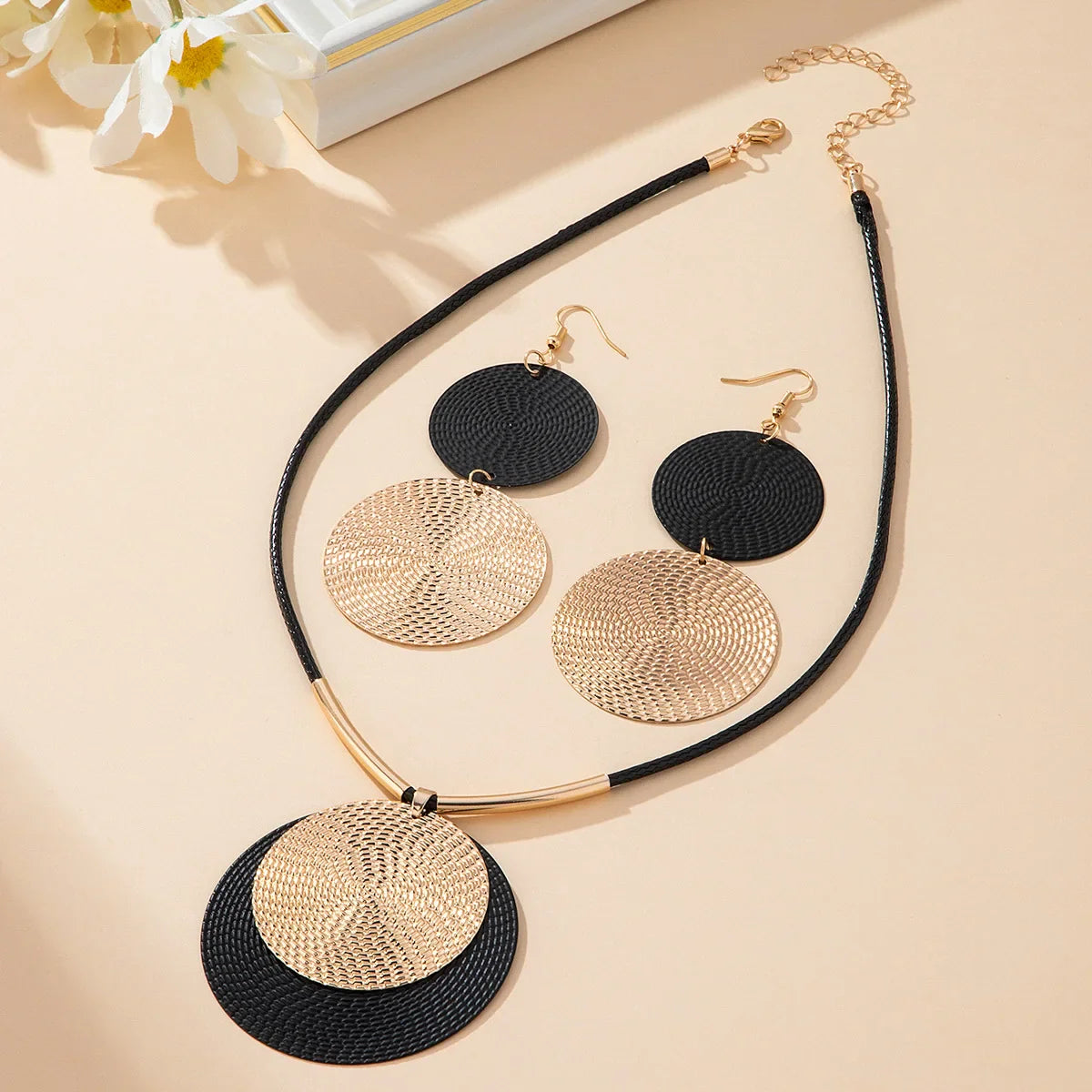 Round Pendant Necklace Earring Set
