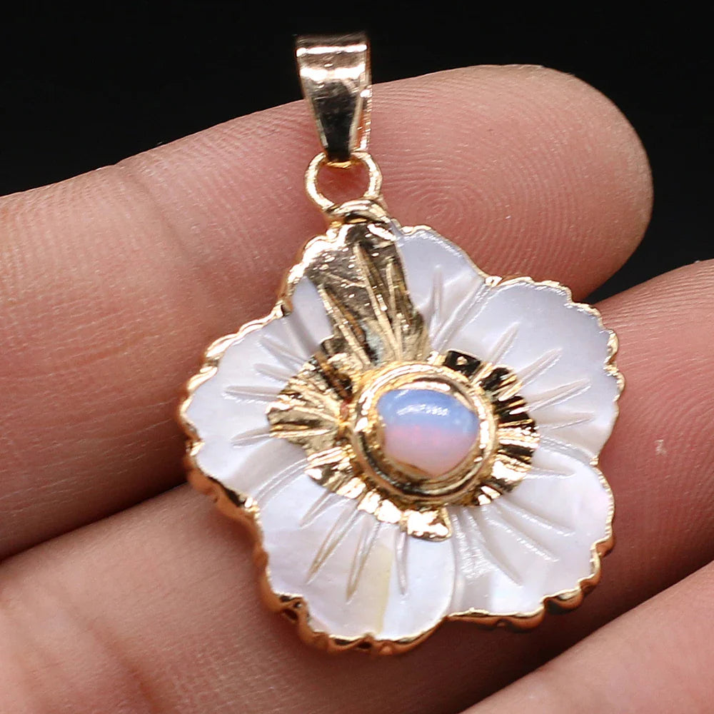 Natural Shell Flower Pendant