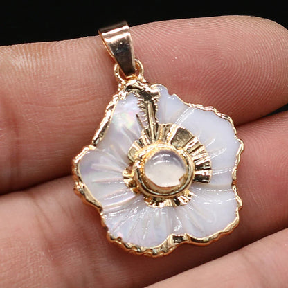 Natural Shell Flower Pendant