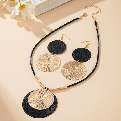 Round Pendant Necklace Earring Set