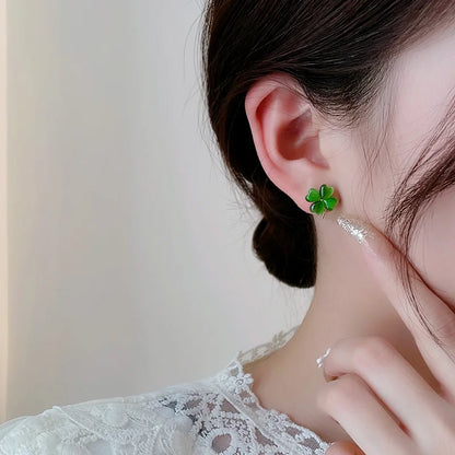 Elegant Clover Opal Earrings