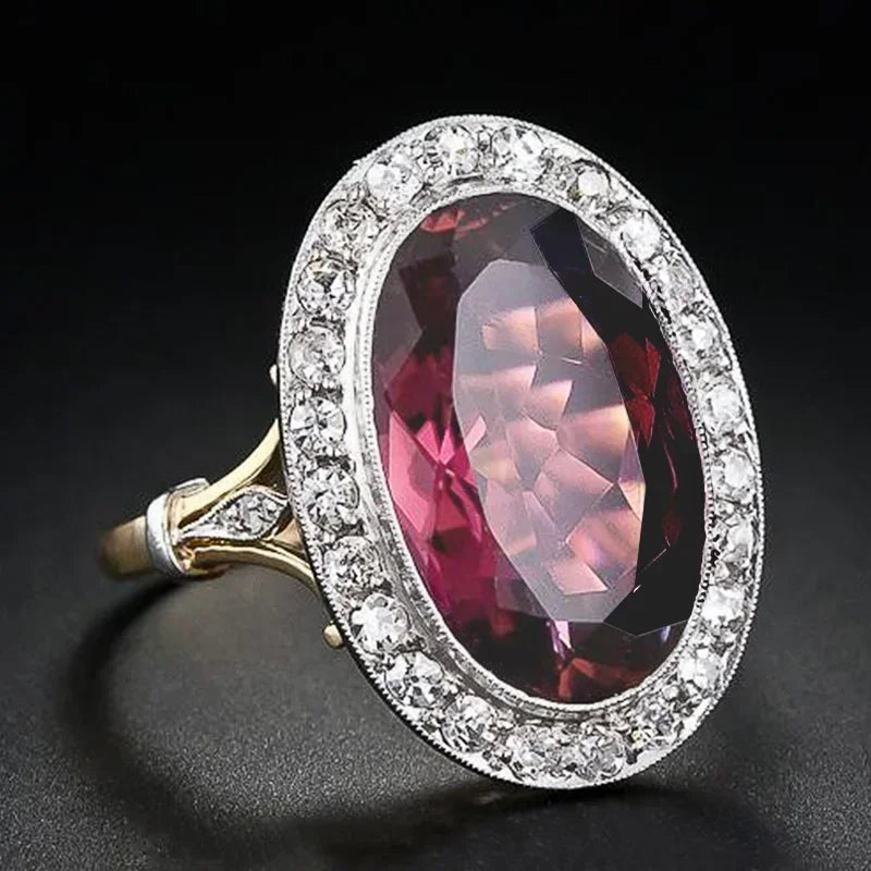 Gorgeous Women’s Oval Ring