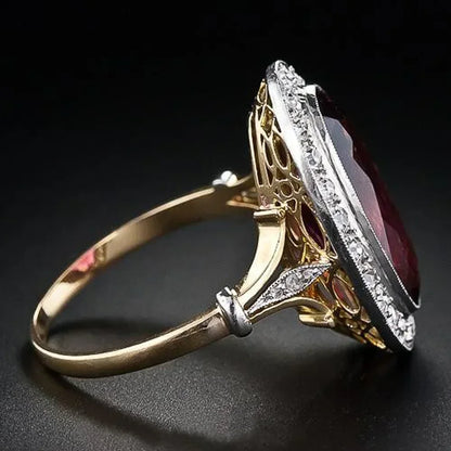 Gorgeous Women’s Oval Ring