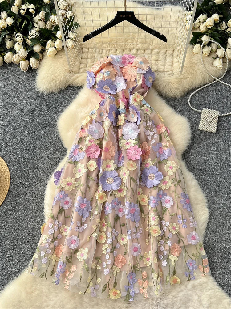 Embroidery Strapless Evening Dress