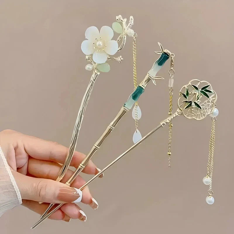 Floral Design Hair Stick